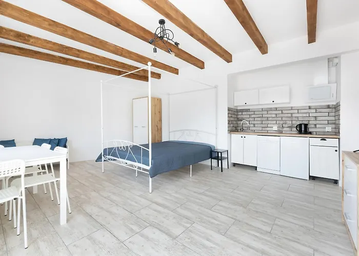 Leń - I - Przy Plaży - Dla Psów Pensión Dziwnówek